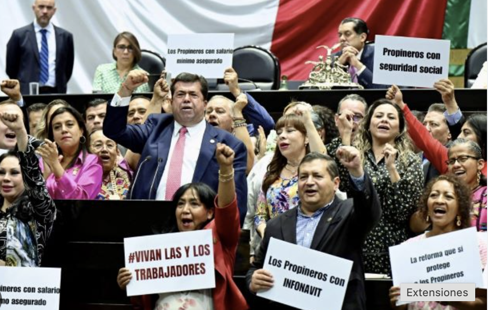 REFORMAN LA LEY FEDERAL DEL TRABAJO; LOS `PROPINEROS` TENGAN AL MENOS UN SALARIO MÌNIMO